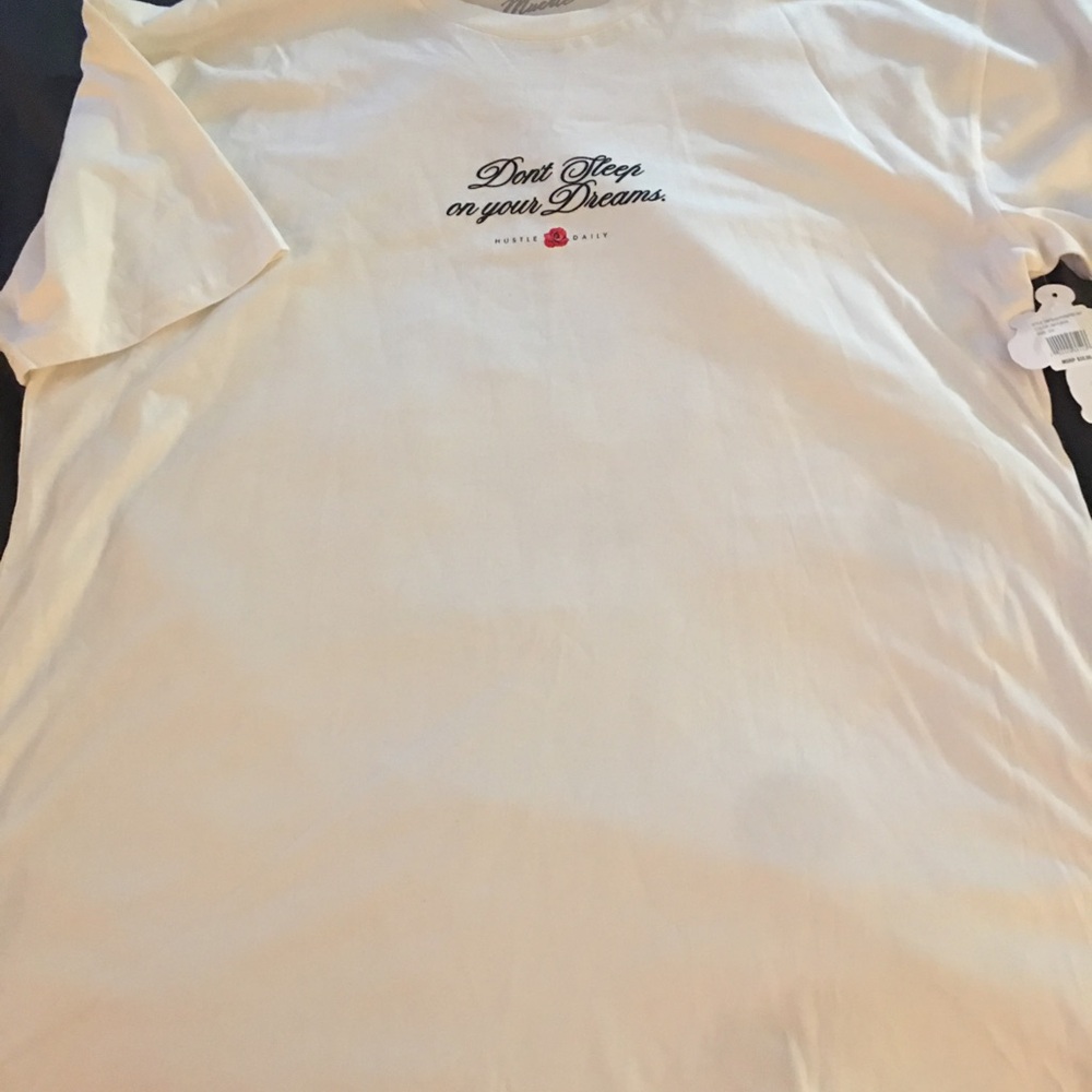 Statement T made with cotton & 8% spandex